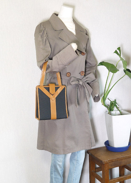 YVES SAINT LAURENT ハンドバック(黒)