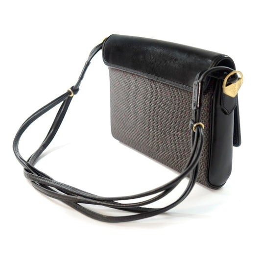 YVES SAINT LAURENT ロゴプレート2WAYバッグ(黒)