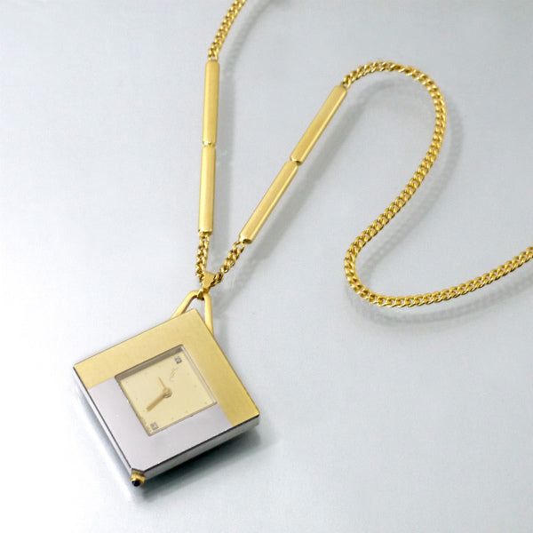 YVES SAINT LAURENT スクエアペンダントウォッチ（ゴールド）