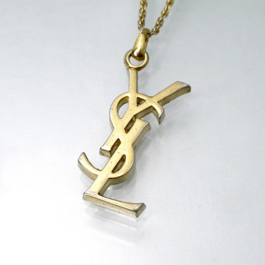 YVES SAINT LAURENT　カサンドラ ロゴネックレス（ゴールド）
