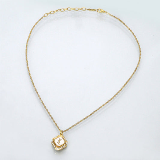 YVES SAINT LAURENT　オクタゴンロゴネックレス（ゴールド）