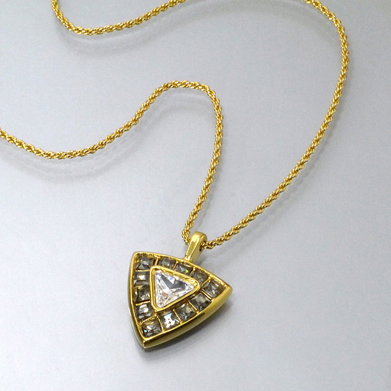 YSL　ジルコニア/トライアングル ネックレス （ゴールド）