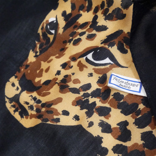 YVES SAINT LAURENT ヒョウ柄大判ショール（黒系）