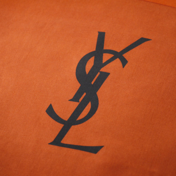 YVES SAINT LAURENT 大ロゴシルクストール（オレンジ）