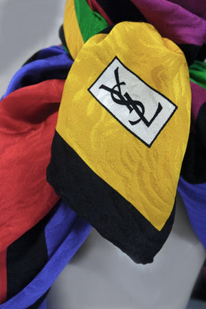 YVES SAINT LAURENT 大判シルクマルチカラー スカーフ