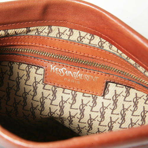 YVES SAINT LAURENT 総革ポシェット(茶)