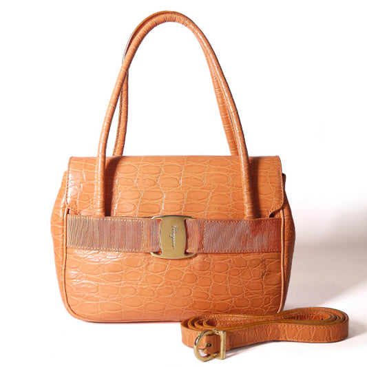 Salvatore Ferragamo  リボン２Ｗayポシェット（オレンジ）