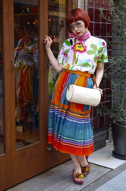 YVES SAINT LAURENT 円筒ショルダー(白)