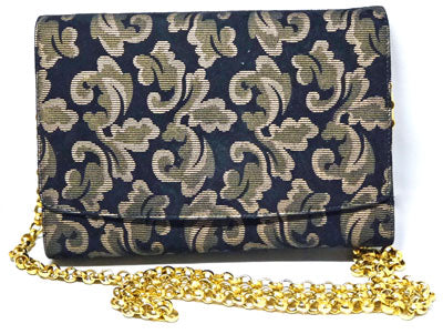 Salvatore Ferragam　チェーンショルダー（黒）