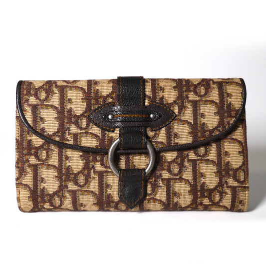 C. Dior　トロッター柄長財布（茶）