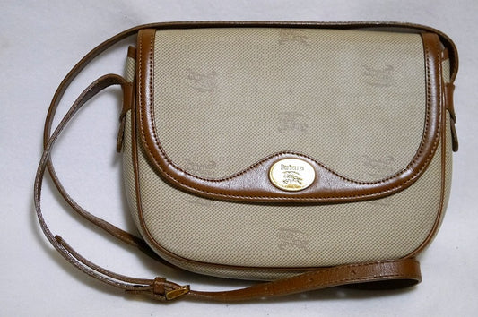 Burberry　レア！馬柄ベージュ　ショルダー
