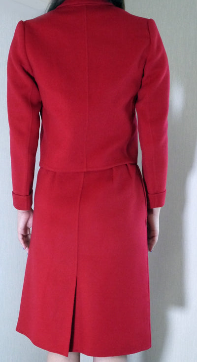 YVES SAINT LAURENT スカートスーツ（ローズピンク）