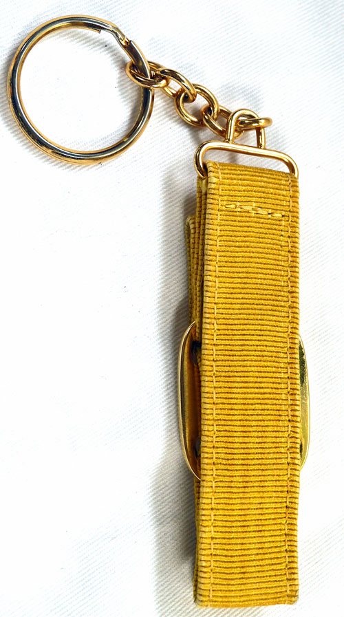 Ferragamo リボンキーホルダー（黄）