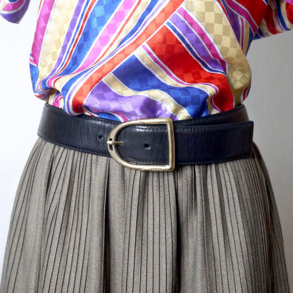 Gucci レザーベルト（黒）