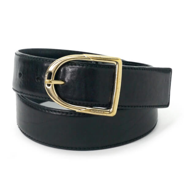 Gucci レザーベルト（黒）