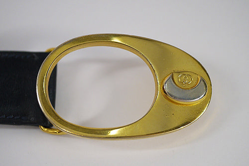 OLD Gucci 本革ゴールドバックルベルト(黒)