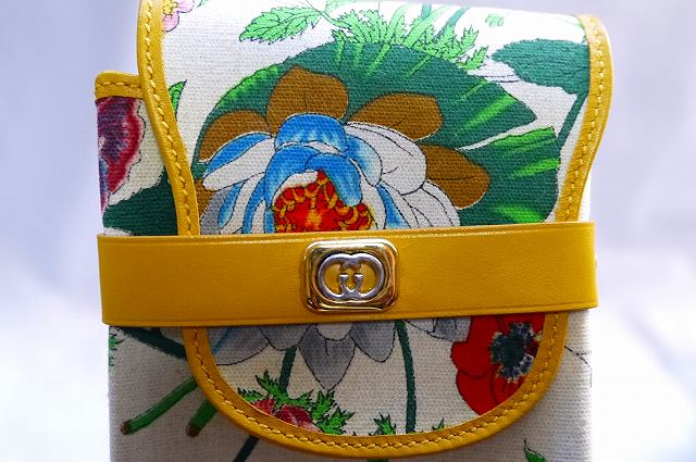 OLD Gucci 　Fl?ra 小物ケース黄色（デッドストック）