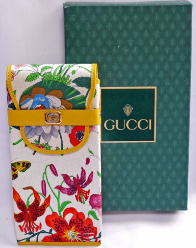 OLD Gucci 　Fl?ra 小物ケース黄色（デッドストック）