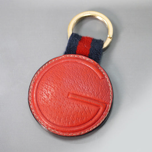 Gucci Gマーク レザーキーリング（赤）
