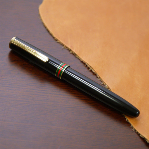 OLD Gucci 万年筆(黒/シェリーライン)