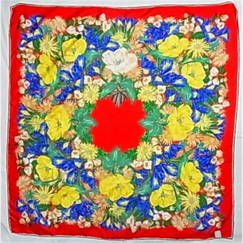 OLD Gucci 大判スカーフ（赤・シルク）