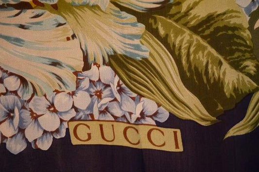 OLD Gucci 紺スカーフ