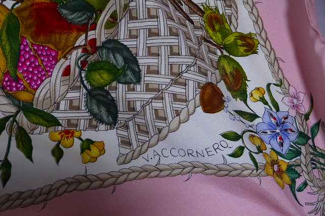 OLD Gucci フローラ　スカーフ（ピンク-シルク）