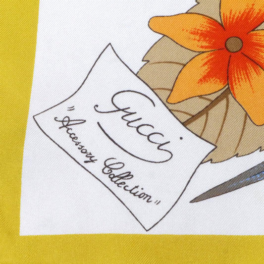 OLD Gucci　ボタニカル柄シルクスカーフ(黄色)