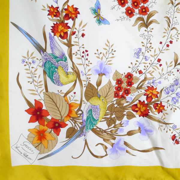 OLD Gucci　ボタニカル柄シルクスカーフ(黄色)