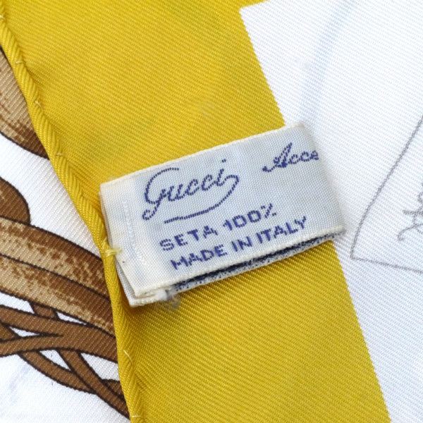 OLD Gucci　ボタニカル柄シルクスカーフ(黄色)
