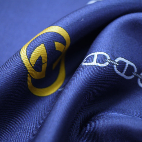 OLD Gucci  80sシルクスカーフ（青/マリン柄）