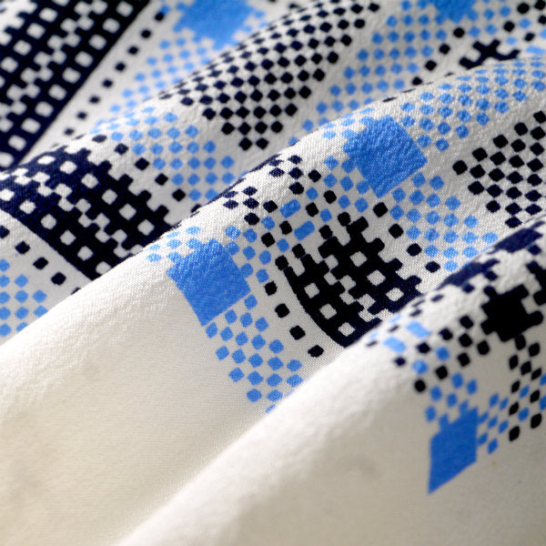 OLD Gucci グレンチェック×GGベルト柄シルクスカーフ（青系）