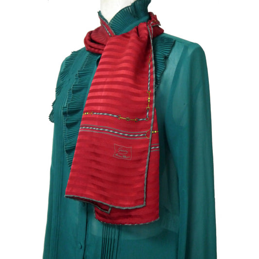 OLD Gucci　アクセコ!!ビット柄シルクロングスカーフ（赤系）