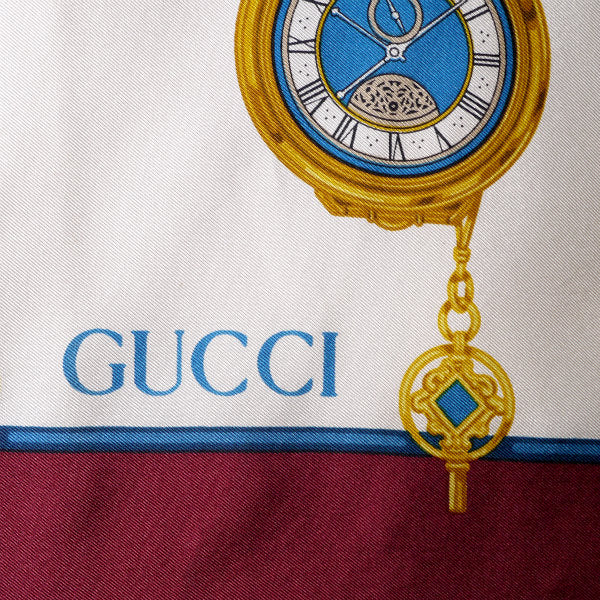 OLD Gucci   懐中時計 大判シルクスカーフ（ボルドー）