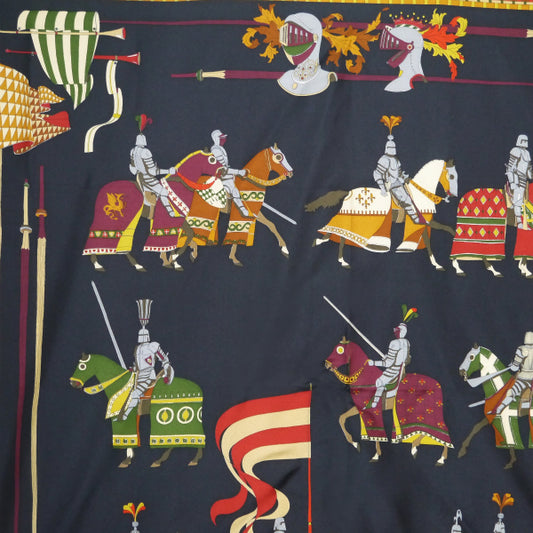 OLD Gucci 大判スカーフ（紺・シルク）