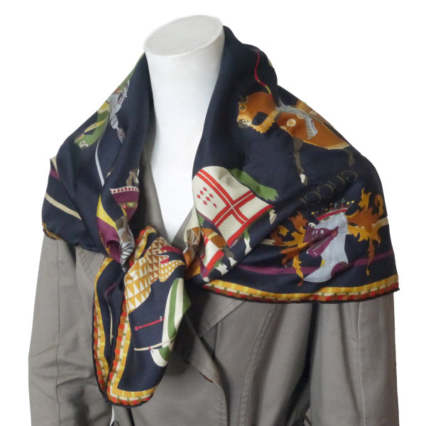 OLD Gucci 大判スカーフ（紺・シルク）