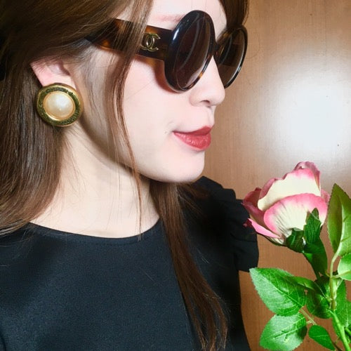 OLD CHANEL　イヤリング（大　パール）