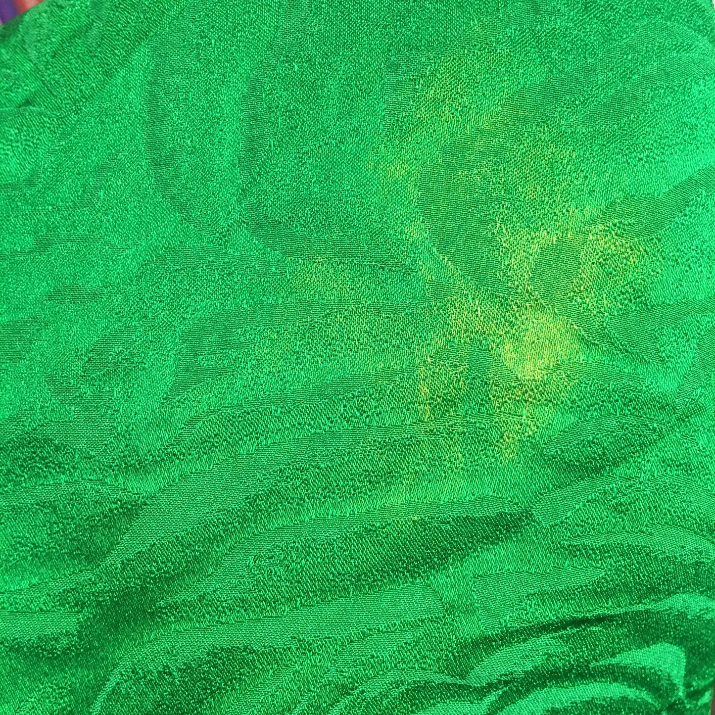 YVES SAINT LAURENT 大判シルクマルチカラー スカーフ