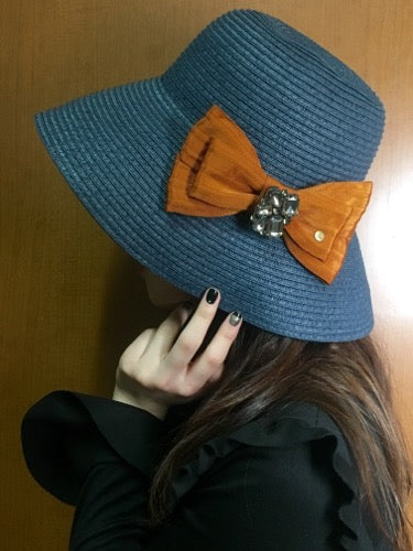 LANVIN en Bleu ビジュー付リボンブローチ（テラコッタ）