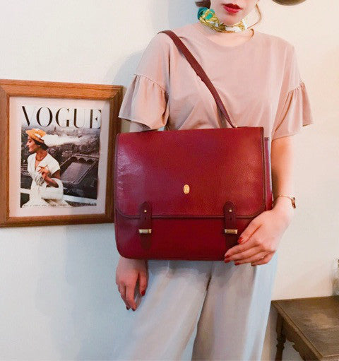 Cartier＜訳あり＞ボルドー大ブリーフショルダー