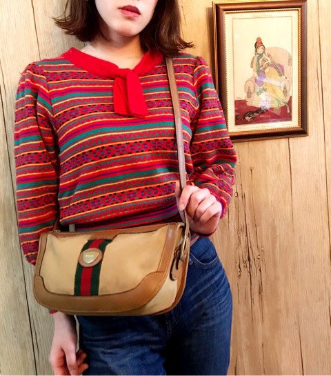 OLD Gucci 半円ショルダー(キャメル）