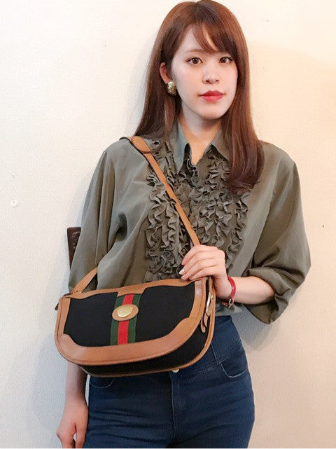 OLD Gucci　70s!半円ショルダー（黒・キャメル）