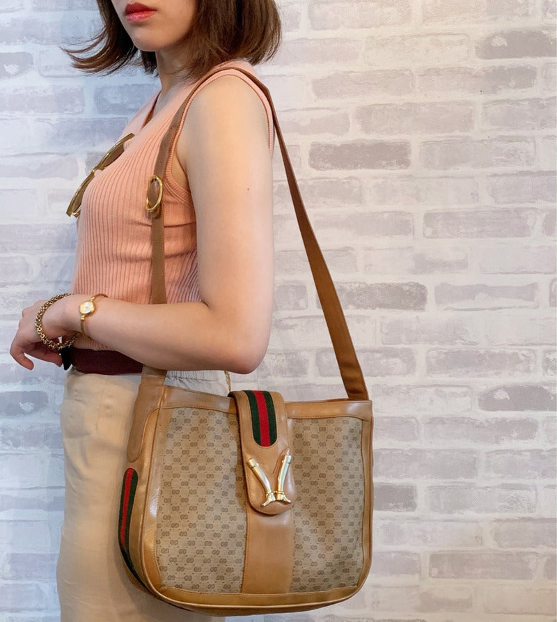 OLD Gucci 80sブーツマーク金具マイクロGGショルダー（キャメル