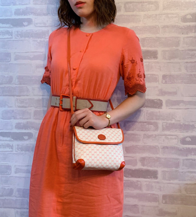 OLD Gucci レア！マイクロGGミニポシェット（赤）