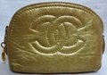 CHANEL金コイン入れ