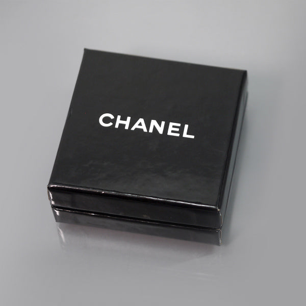 OLD CHANEL ボタンデザイン ゴールドイヤリング(箱付き)