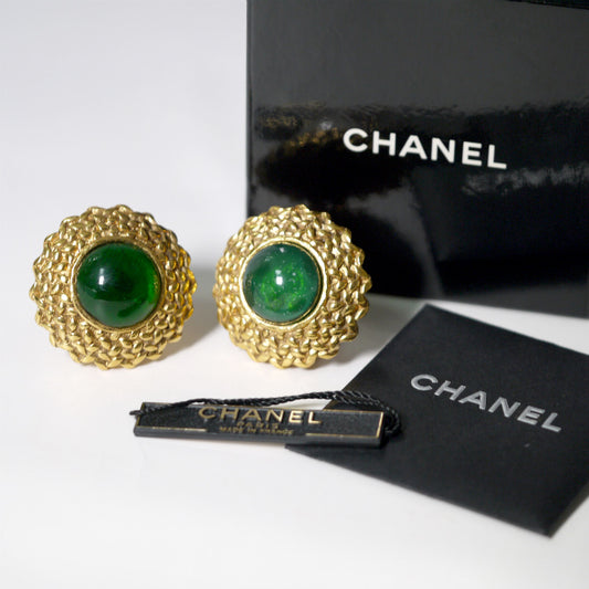 OLD CHANEL　グリポア グリーンイヤリング（箱付き）