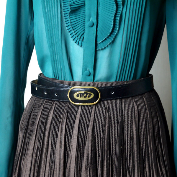 OLD Gucci 70s筆記体ロゴバックル レザーベルト（黒） | Vintage Shop 