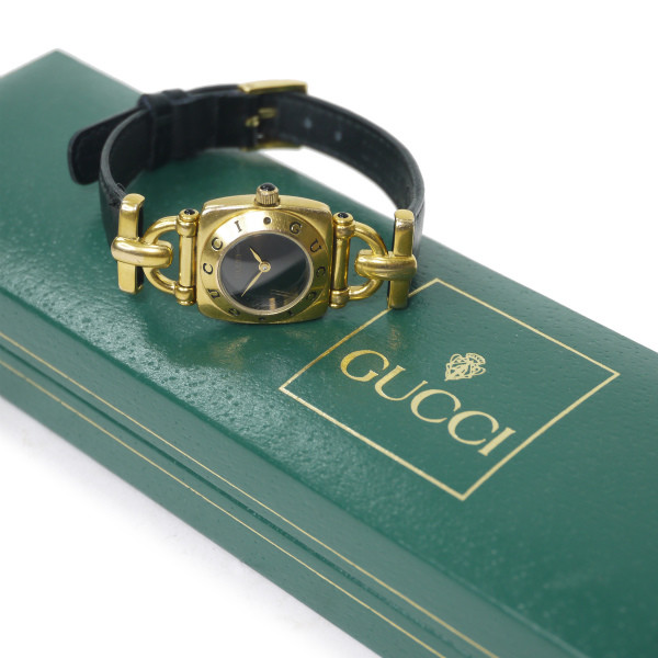 OLD Gucciホースビット腕時計（ゴールド・黒） | Vintage Shop 