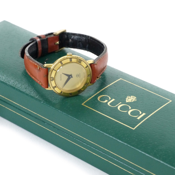 OLD Gucci ＜訳あり＞ギリシャ数字腕時計（レザー/赤茶） | Vintage 